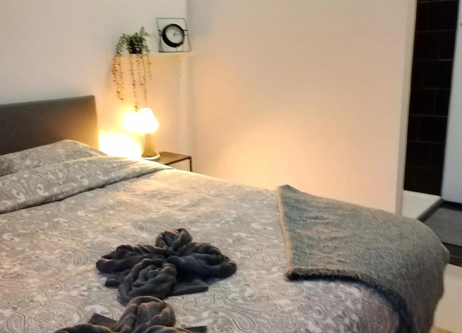 Tatil Evi Villa Mercurius Grote Markt Anvers