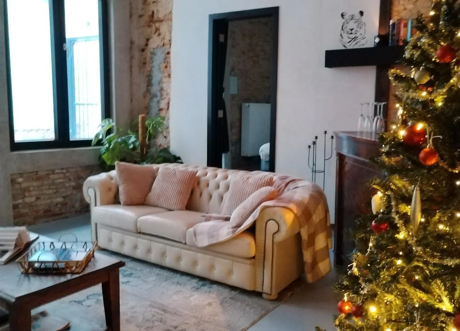 Villa Mercurius Grote Markt Anvers Tatil Evi