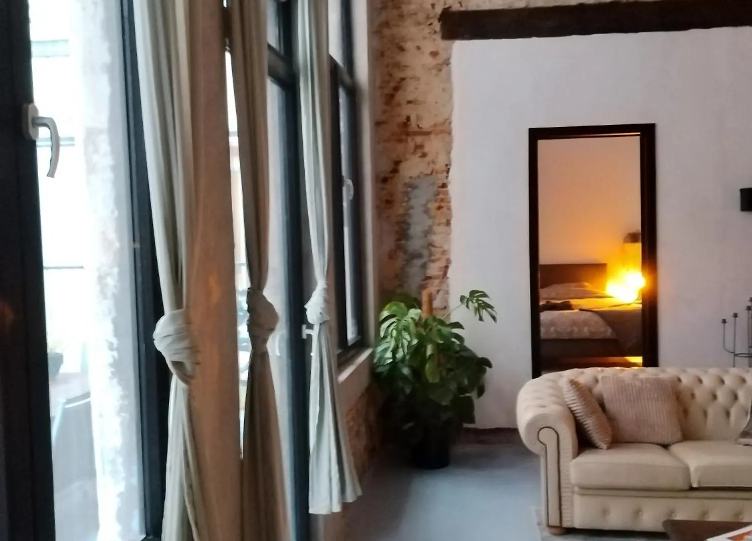 Tatil Evi Villa Mercurius Grote Markt Anvers Belçika