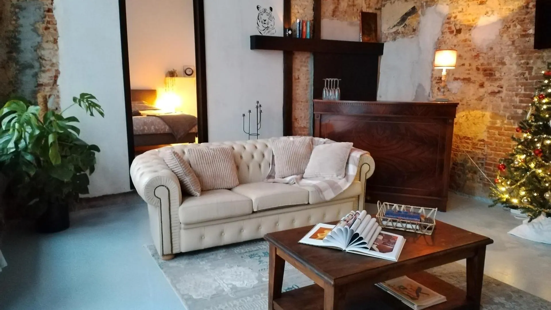 Tatil Evi Villa Mercurius Grote Markt Anvers Belçika