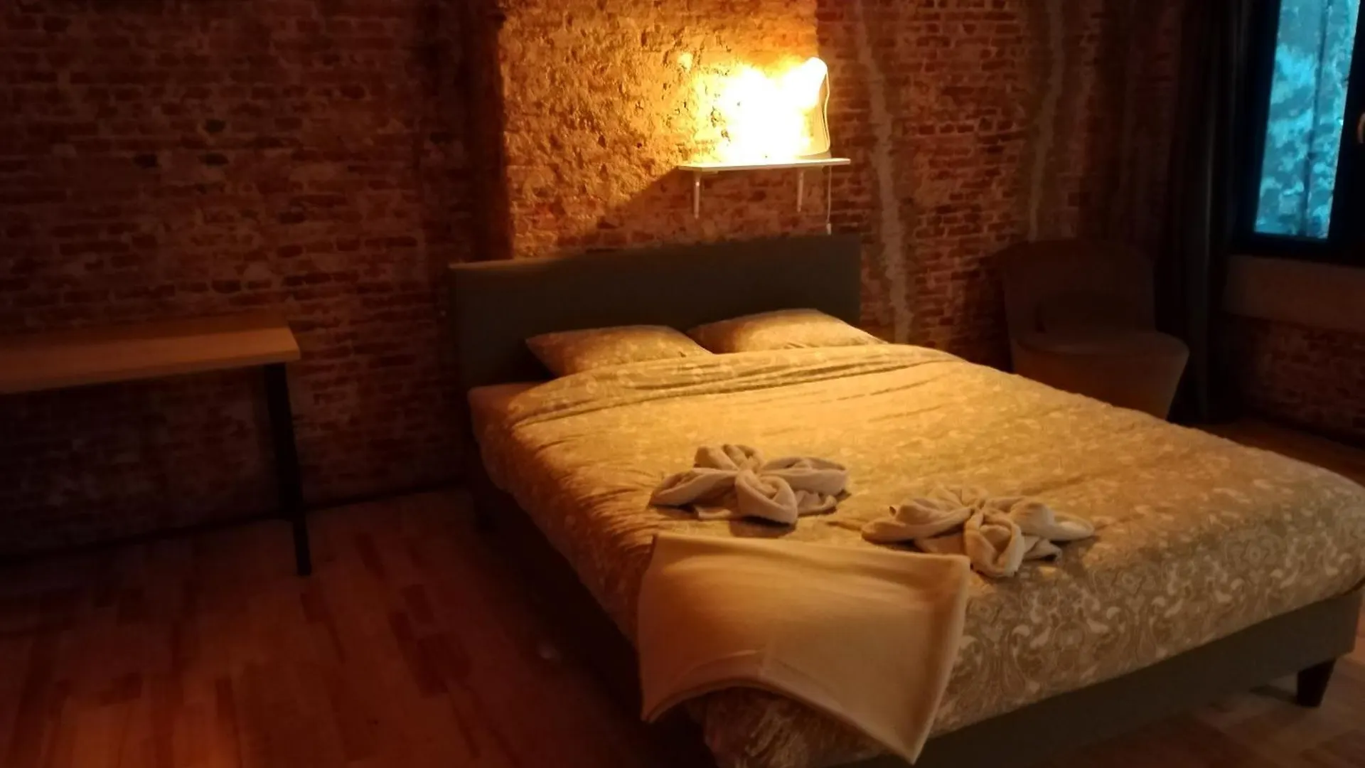 Villa Mercurius Grote Markt Anvers Tatil Evi